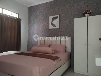 Disewakan rumah per Bulan di Venesia Sentul city