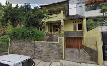 Disewa Rumah 3 Lantai Semi Furnished Daerah Sutami Bandung Kota