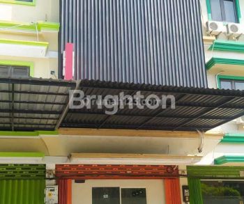 Hotel Bisnis Murah Di Araya /OYO  di GALAXY BUMI PERMAI, Sukolilo