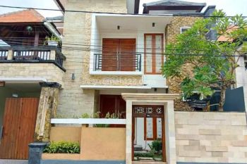 FOR RENT 4BEDROOM HOUSE IN CENTRAL OF RENON