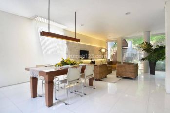 Turun Harga Rumah Seperti Villa di Puncak di Cinere Mas Lebak Bulus Dekat Mrt