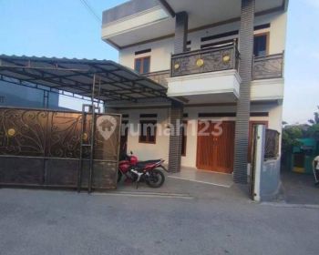 Di Jual Sangat Murah Bangunan 2 Lantai 1 2 Hanya 1,8m.bisa Langsung Hubungi