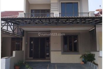 Rumah Murah 2 Lantai Minimalis Semi Furnished Siap Huni Dekat Pasar Modern Di