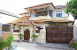 thumbnail-for-rent-4-bedrooms-house-strategic-location-in-tukad-balian-renon-0