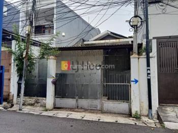 Rumah Tua Hitung Tanah di Grogol Jakarta Barat