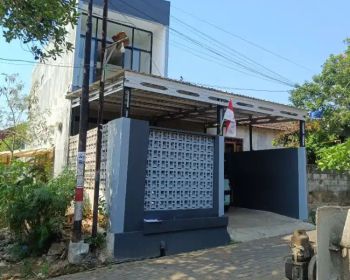 Rumah tingkat Tembalang Banyumanik Bangunan Baru