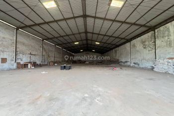 Gudang pantai indah dadap Hook lokasi sangat bagus akses kontainer 40 feet