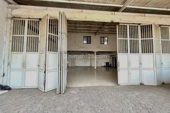 Gudang Ruko 2,5 Lantai di Caringin Padalarang