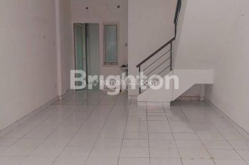 RUKO CANADIAN KOTA WISATA