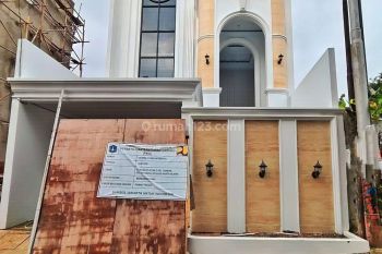 Rumah Baru Private Poll Dekat Tol Andara Di M Kahfi 1 Jagakarsa