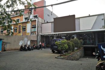 Ruko Besar Eks Supermarket Kranji Bekasi