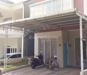 Rumah Banyumanik 2 Lantai Siap Huni, Dekat Kodam Diponegoro