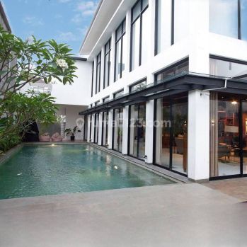 RUMAH MODERN DALAM KOMPLEK ELITE DI CINERE