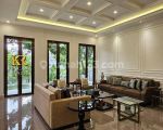 thumbnail-rumah-strategis-di-kemang-jakarta-selatan-1