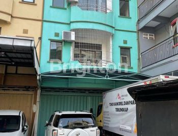 RUKO DI JL BUNGURAN SURABAYA