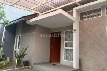 Dijual Cepat Rumah Bagus 2 Lantai di Komplek Sekelimus