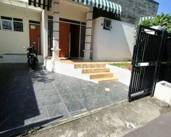Rumah Sudah Renovasi di Tebet