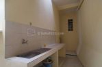 thumbnail-rumah-kosan-jual-cepat-2-lantai-parkiran-luas-dekat-bintaro-am-11910-7