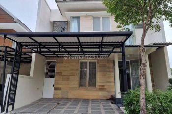 Rumah Bagus 2 Lantai di Woodland