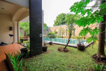 Dijual Rumah Mewah di Jl Benda Atas Kemang