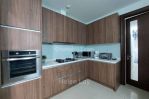 thumbnail-pakubuwono-view-2br-disewakan-unit-apartemen-di-jakarta-13