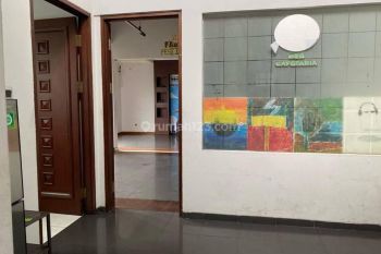Disewakan Rumah di Mekar Wangi Bisa Dijadikan Kantor