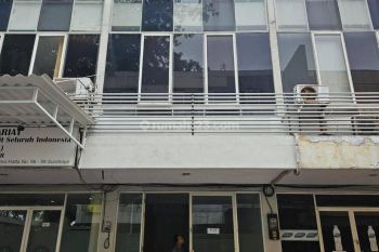 Ruko di Raya Merr depan Kampus C Unair  Siap Pakai