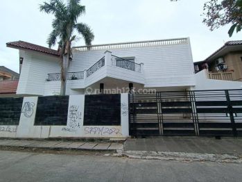 Rumah di jual Murah  2 lantai di kemang timur jakarta selatan