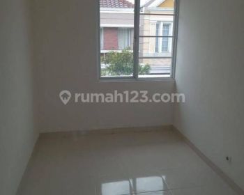 Disewakan Rumah di Amarilo Village, Gading Serpong