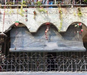 RUMAH 2 LANTAI SEMI FURNISH TANAH SEREAL JAKARTA BARAT.