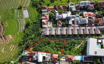 Rent Tanah: Tanah berawa canggu