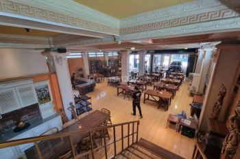 Dijual CEPAT, Gedung Ruko 4 Lantai , Lokasi Strategis di Buah Batu , Mainroad 2