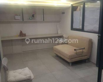 Di Sewa Rumah Baru 3 Lantai Furn, 3KT, Impresahaus, Tabebuya, Bsd