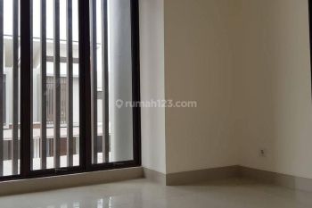 Disewakan Cluster Shinano Rumah Kosongan Hadap Selatan, Jakarta Garden City 030