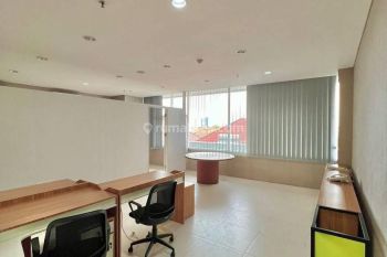 Sewa Ruang Kantor Spazio Office Tower Lantai 2 Semi Furnished