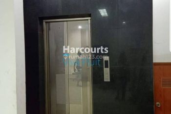 Ruko Gandeng Jl. Boulevard Raya, Kelapa Gading. Ada Lift, Murah