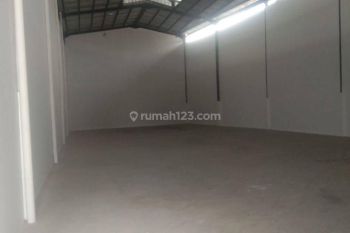 Gudang Luas 360m² di Cipondoh Tangerang