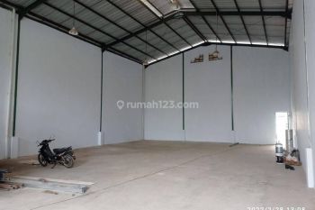 DiSewakan Gudang Bizhub Bersih Rapi siap Huni