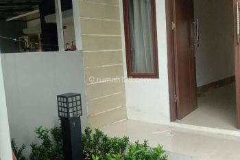 Eumah Disewa 2 Lantai di Bekasi Timur Regency