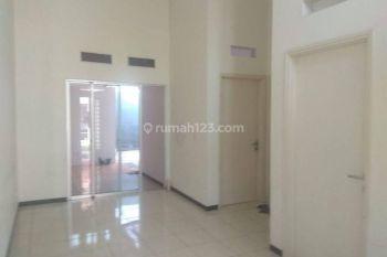 RUMAH KAWASAN ELITE KOTA BARU PARAHYANGAN (MT)