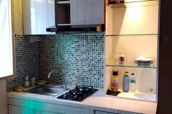 Jual Cepat Apartemen Green Lake View 1 BR di Ciputat