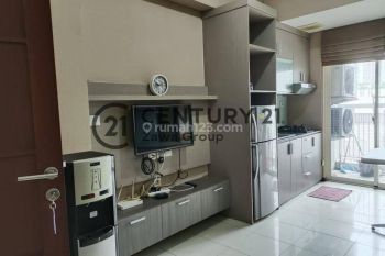 Dan  Apartemen Royal Mediterania Tower Lavender Lantai
