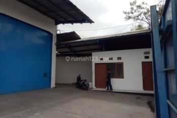 Gudang Disewa Lokasi Caringin di Mainroad