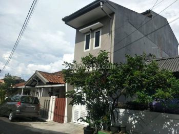 Rumah bagus terawat margahayu permai katapang bandung
