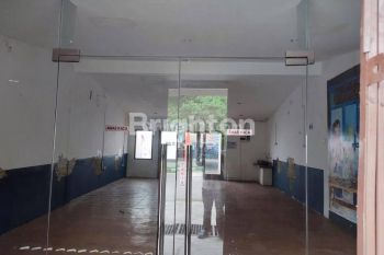 RUMAH LOKASI SANGAT STRATEGIS, EX RESTO