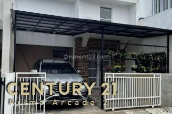 Rumah Cantik di Sektor 5 Bintaro Jaya 1,9 M 11849 Oc