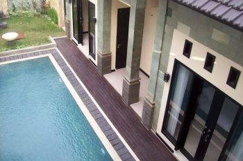 Dijual Villa Lantai 2 Di Jalan Muding Kerobokan Badung Bali. Deket