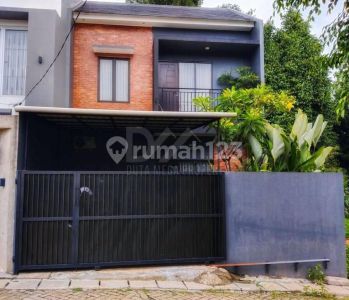 Rumah siap huni rapi 2 lt pinggir jalan strategis , BSD Tangerang