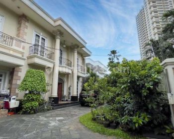 Rumah Mewah Klasik Di Pondok Indah Fully Furnished