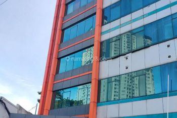 Gedung Kantor 5 Lantai 1.000 M di Pasar Minggu, Jakarta Selatan